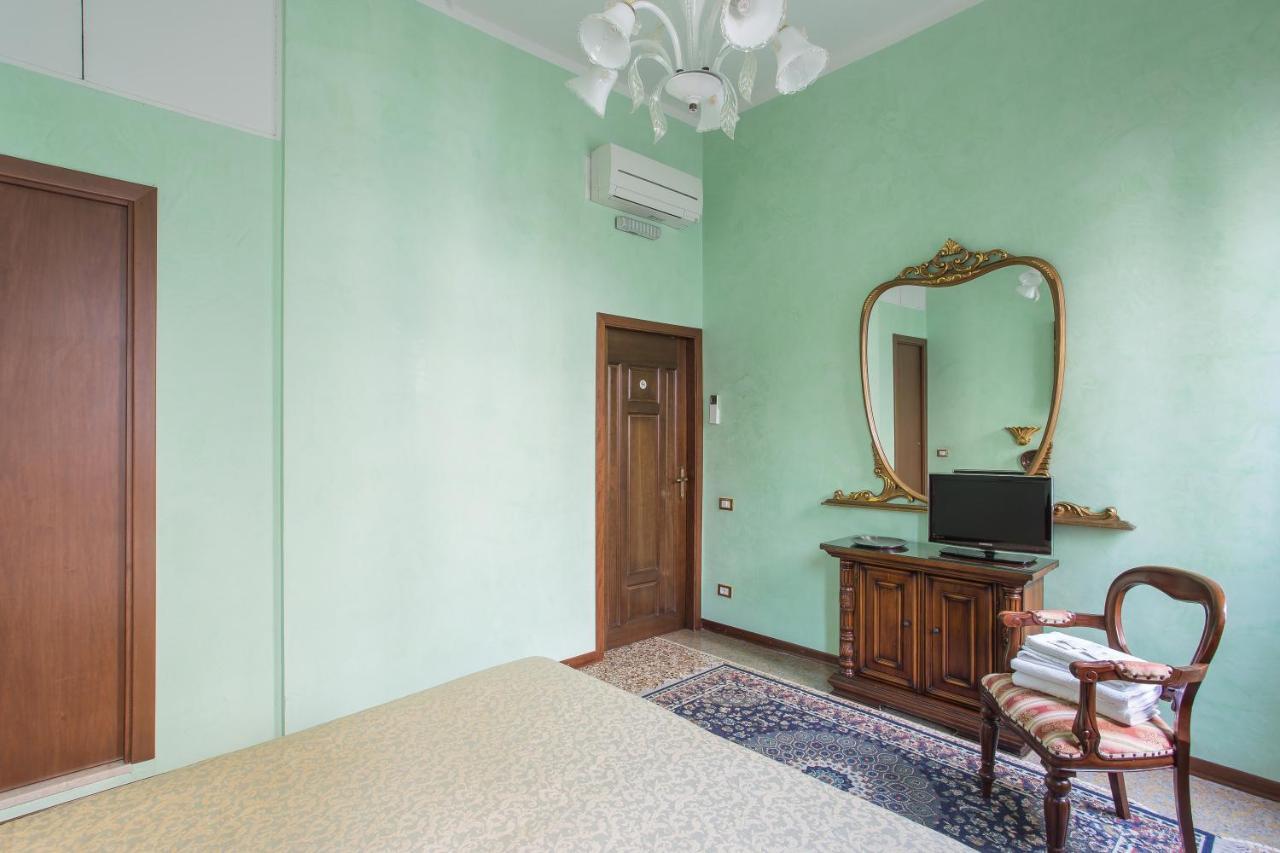 Bb Venezia Bed & Breakfast Exterior foto